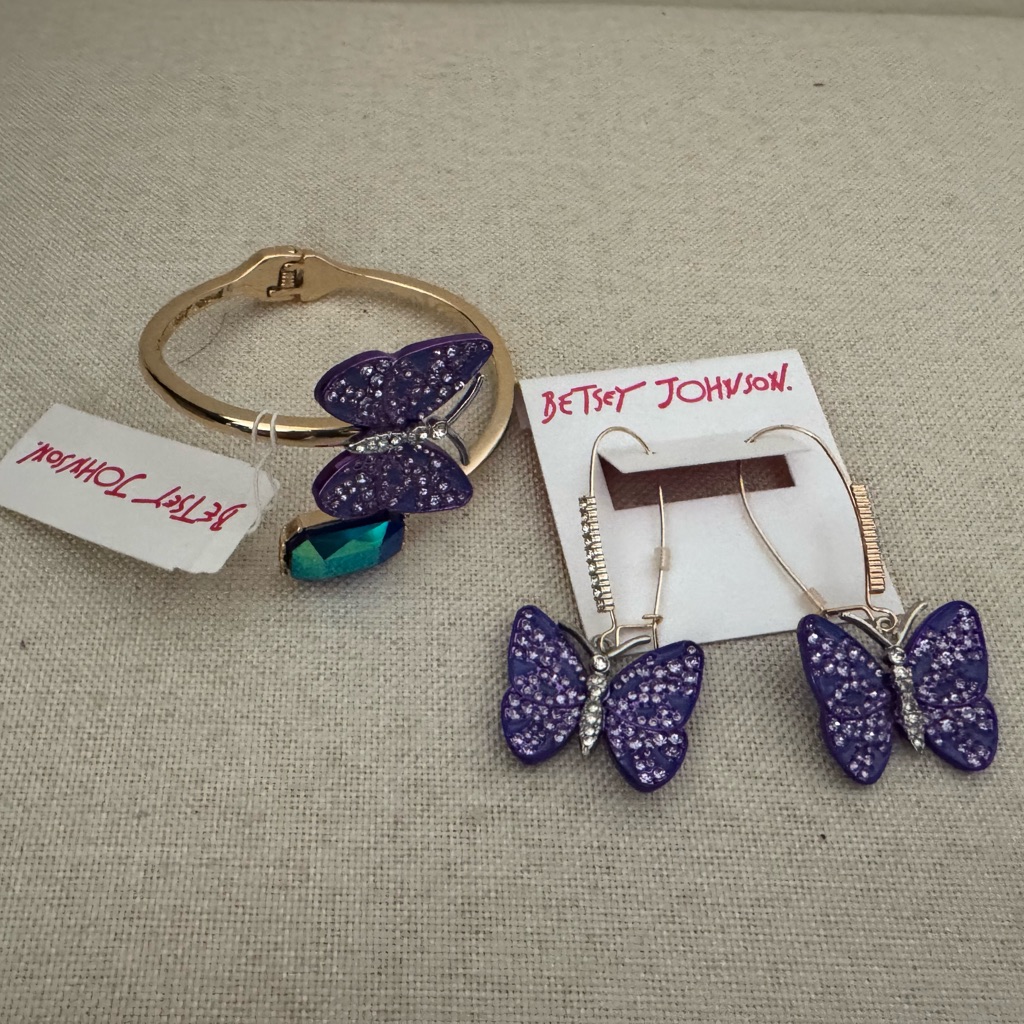 Betsey Johnson Purple Butterfly Bracelet And Earrings